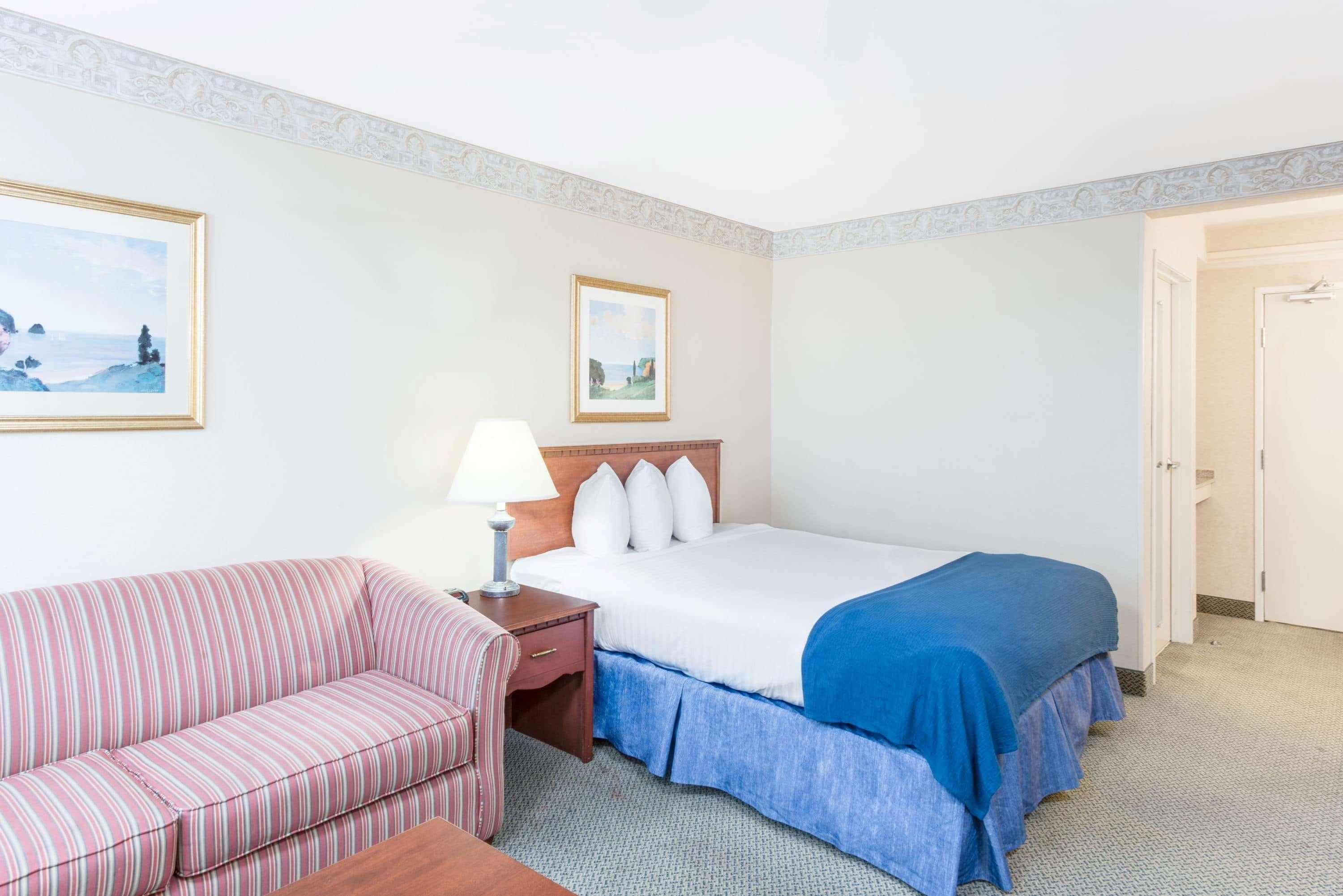 Hotel Baymont By Wyndham Ft. Leonard/Saint-Robert Exterior foto