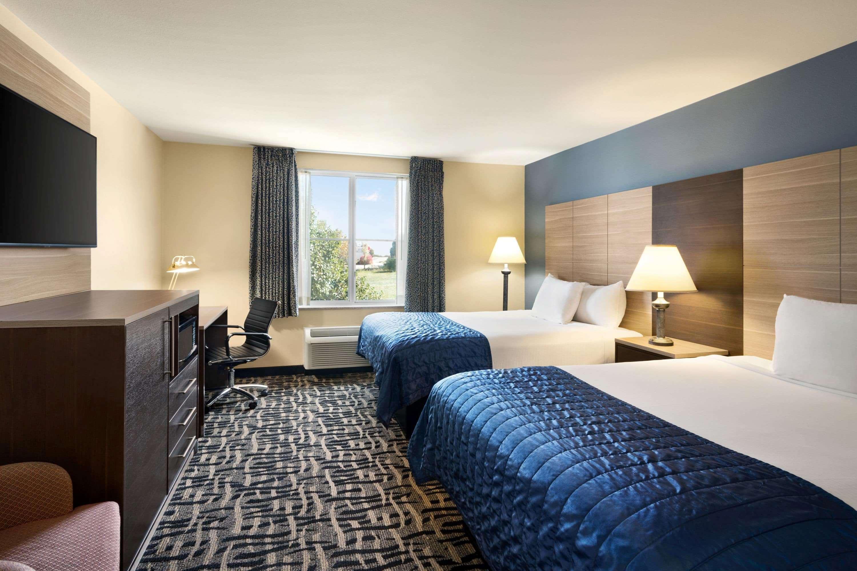 Hotel Baymont By Wyndham Ft. Leonard/Saint-Robert Exterior foto